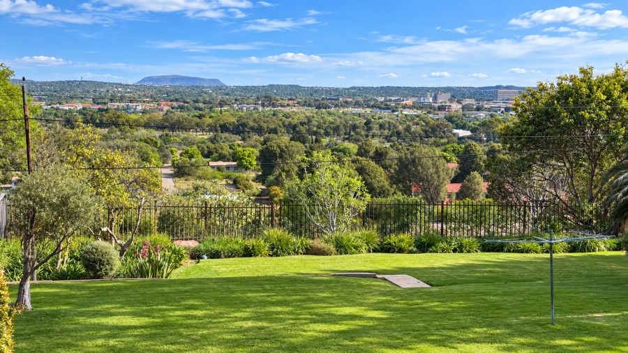 7 Bedroom Property for Sale in Heuwelsig Free State